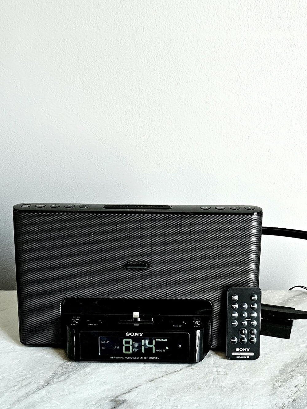 Sony Dream Machine ICF-C8WM Speaker Clock Radio with Remote & Antenna